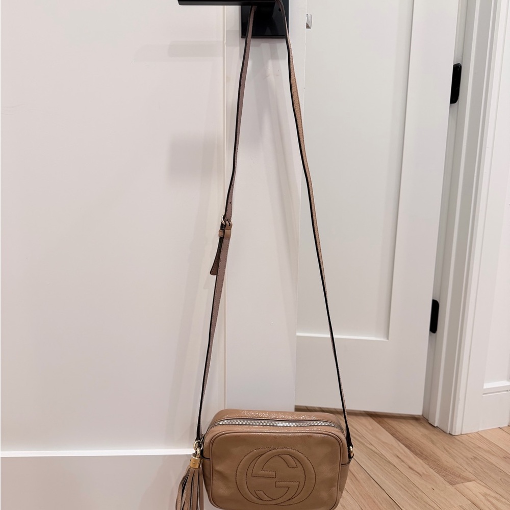 Gucci Soho Disco Crossbody Bag – Tan / Nude - Picture 10 of 15